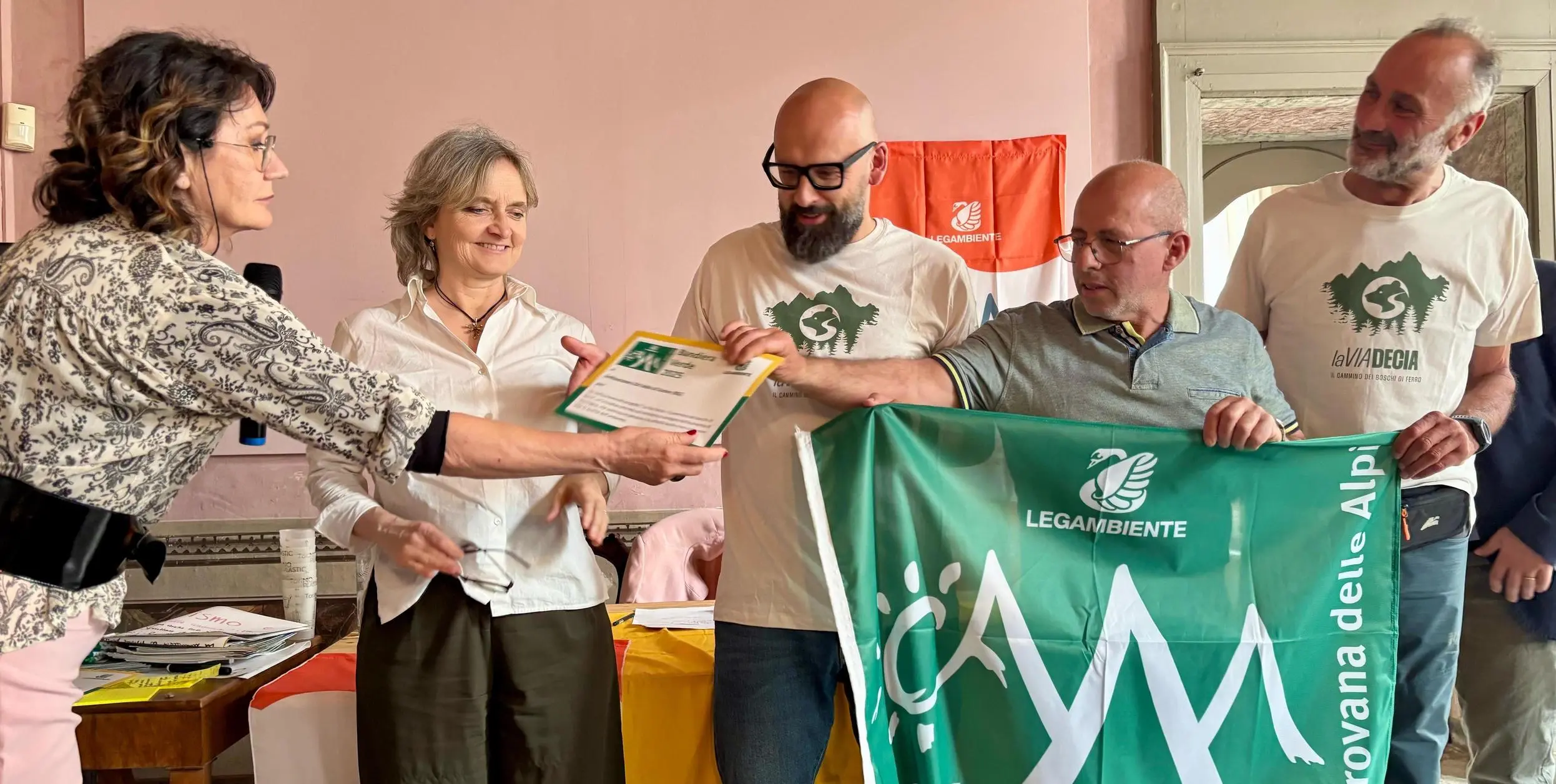 Il Cai nei “boschi di ferro“: "A piedi tra storia e natura. Ma è cultura, non trekking"