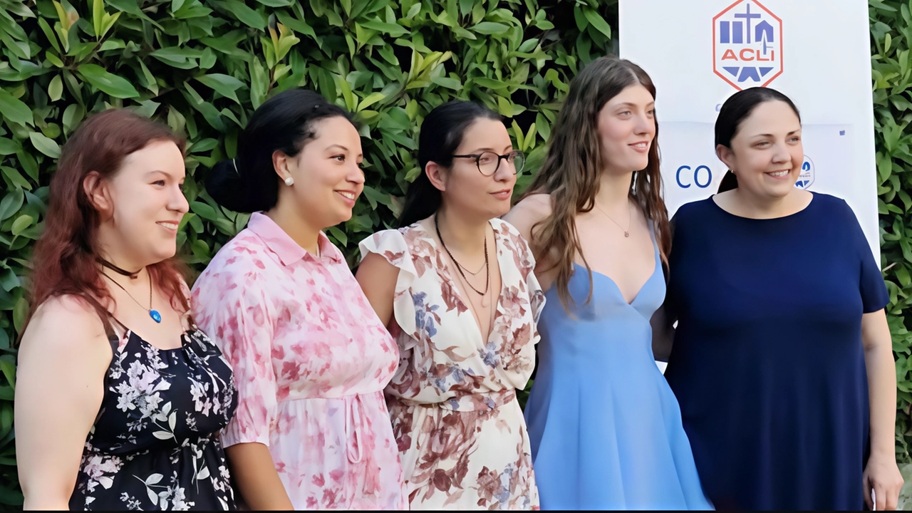La presentazione del progetto con le giovani protagoniste La presentazione del progetto con le giovani protagoniste