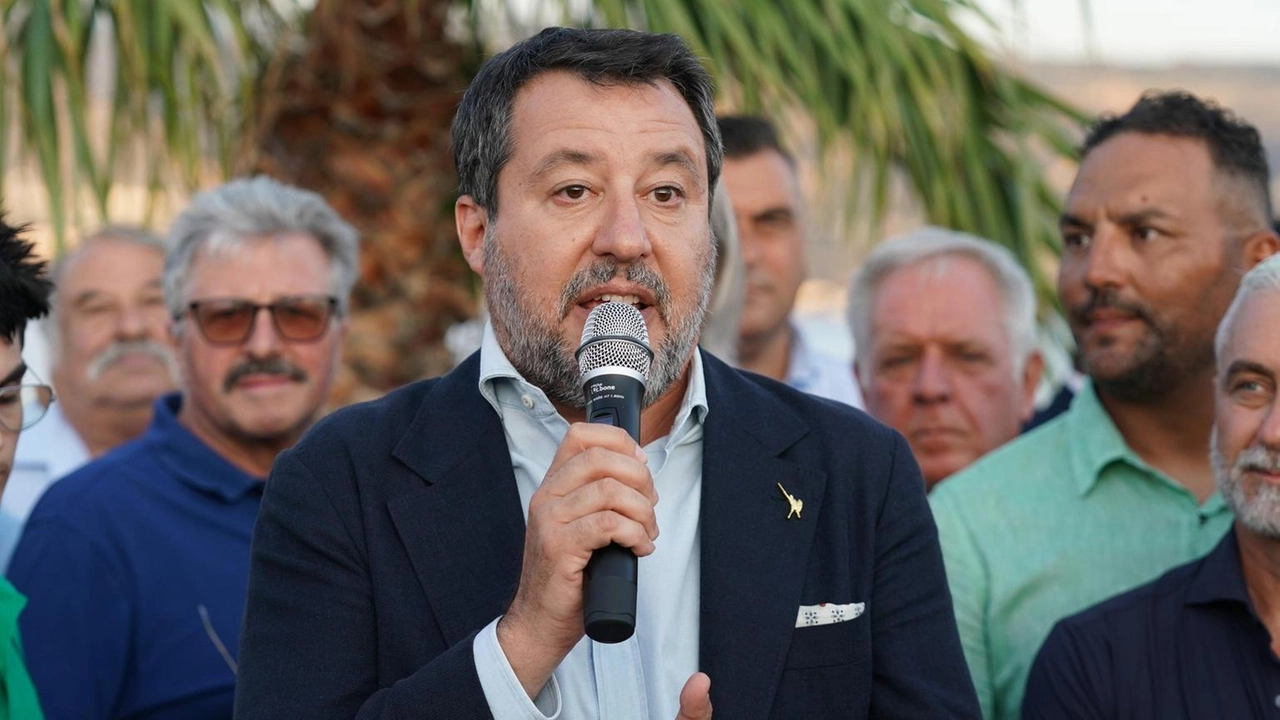 'Le idee non muoiono mai, lunga vita a chi ama la libertà ' 'Le idee non muoiono mai, lunga vita a chi ama la libertà '