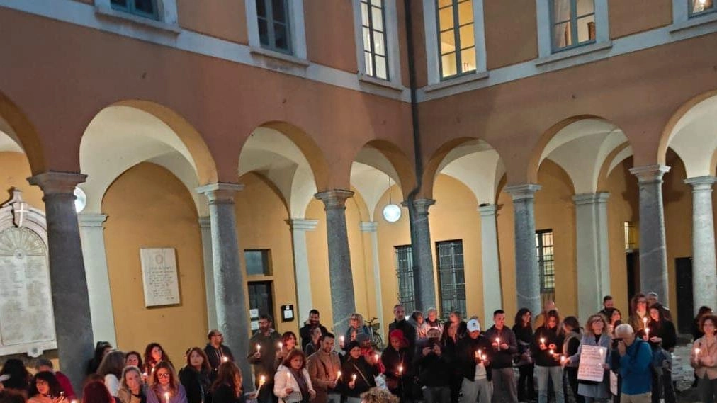 Il sit in dei genitori in municipio Il sit in dei genitori in municipio