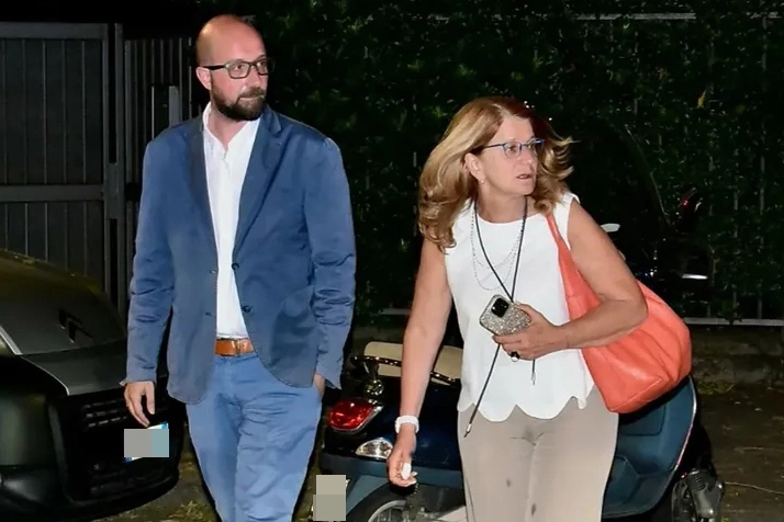 Sul posto dov'è stata trovata la ragazza 14enne sono arrivati la sindaca di Bergamo Elena Carnevali e l'assessore alla Sicurezza Giacomo Angeloni