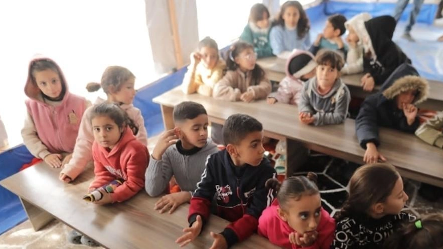 I disegni dei bambini di Gaza sull’orrore della guerra sono in mostra a Palazzo Cottinelli