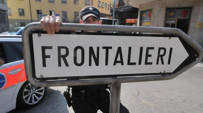 Sos frontalieri: “In Tribunale contro la tassa sulla salute”