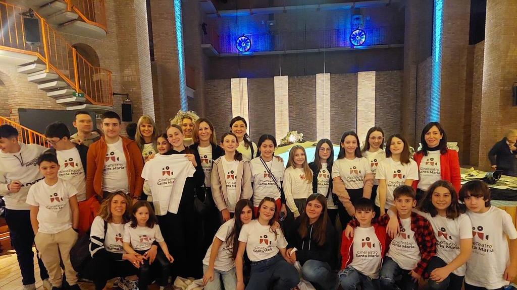 Sui banchi da Ilgiorno.it sui banchi lezione di teatro così si impara a stare sul palco e a lavorare dietro le quinte