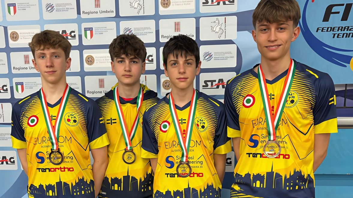I giovani talenti del tennis tavolo brianzolo si preparano a difendere il titolo ai campionati italiani e alle finali di Coppa Italia. I giovani talenti del tennis tavolo brianzolo si preparano a difendere il titolo ai campionati italiani e alle finali di Coppa Italia.