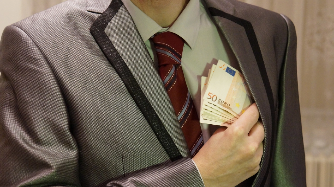 Soltanto quest'anno sono state aperte in Lombardia sette inchieste per corruzione Soltanto quest'anno sono state aperte in Lombardia sette inchieste per corruzione
