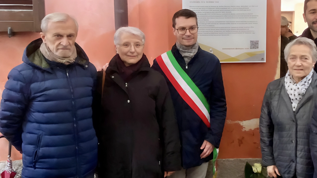 Pietra d’inciampo per Giulio Besana con i ragazzi delle medie. Anche Cavenago ricorda i propri deportati. Così accadde al... Pietra d’inciampo per Giulio Besana con i ragazzi delle medie. Anche Cavenago ricorda i propri deportati. Così accadde al...