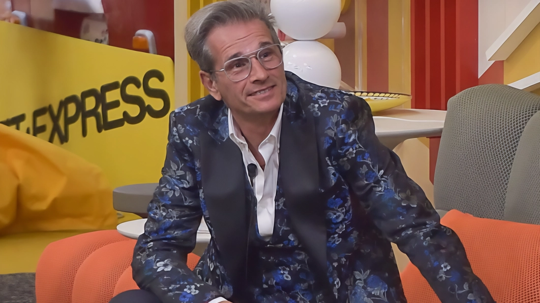 Marco Bellavia, protagonista di programmi che hanno cresciuto generazioni "Dopo il Gf ero il depresso di turno, ma di salute mentale non si vuole parlare". Marco Bellavia, protagonista di programmi che hanno cresciuto generazioni "Dopo il Gf ero il depresso di turno, ma di salute mentale non si vuole parlare".