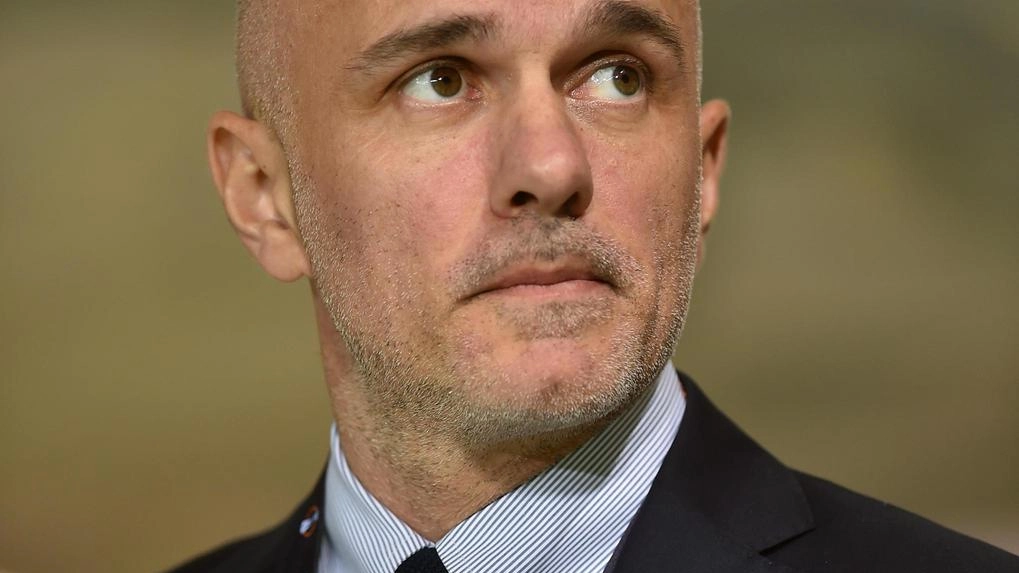 L'amministratore delegato dell'Atalanta, Luca Percassi, esprime grande orgoglio per il nuovo stadio ristrutturato, definendolo un capolavoro carico di significato per il territorio. Parla anche del debutto in Champions League contro l'Arsenal, anticipando una sfida difficile ma emozionante per il club bergamasco. L'amministratore delegato dell'Atalanta, Luca Percassi, esprime grande orgoglio per il nuovo stadio ristrutturato, definendolo un capolavoro carico di significato per il territorio. Parla anche del debutto in Champions League contro l'Arsenal, anticipando una sfida difficile ma emozionante per il club bergamasco.
