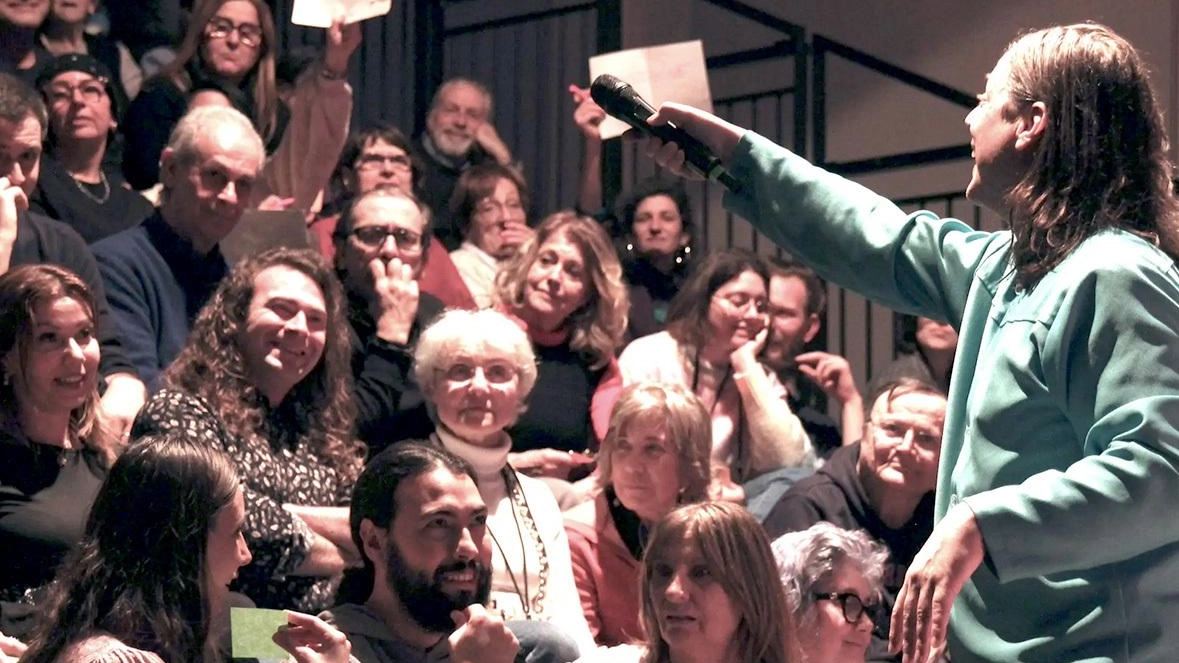 Appuntamento stasera alle 21, al Teatro Binario 7 di Monza, per la finalissima di “Parole Aperte - X Factor letterario“....