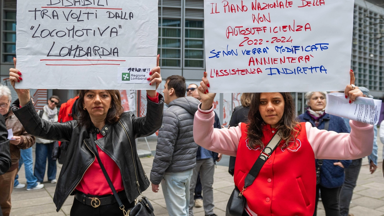 La Regione Lombardia incrementa il Fondo Non Autosufficienza per la disabilità grave, rispondendo alle proteste delle famiglie. La Regione Lombardia incrementa il Fondo Non Autosufficienza per la disabilità grave, rispondendo alle proteste delle famiglie.