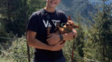 Il corpo di Lorenzo Bertocchi tornerà a Rezzato lunedì pomeriggio. Il funerale dello studente 13enne morto all’ospedale Gaslini di...