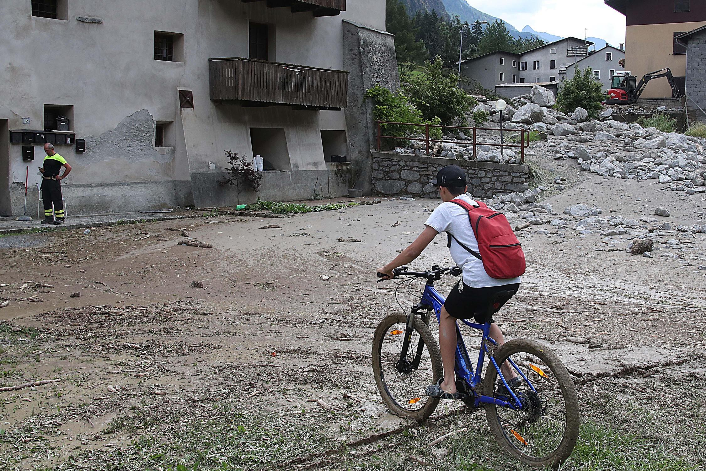 Sfollati in attesa. Il rientro a casa non sarà a breve Sfollati in attesa. Il rientro a casa non sarà a breve