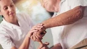 In Italia 300mila persone sono colpite dal morbo di Parkinson In Italia 300mila persone sono colpite dal morbo di Parkinson