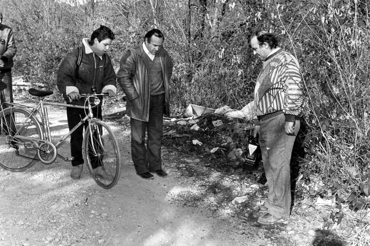 La località Sass Pinì nel 1987, dopo il ritrovamento del cadavere della ragazza