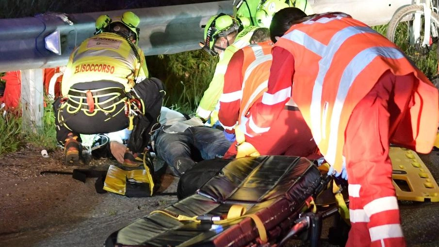 Due gravi incidenti nella Martesana: a Inzago un trentenne in prognosi riservata, a Masate due feriti in codice giallo. Indagano i carabinieri. Due gravi incidenti nella Martesana: a Inzago un trentenne in prognosi riservata, a Masate due feriti in codice giallo. Indagano i carabinieri.