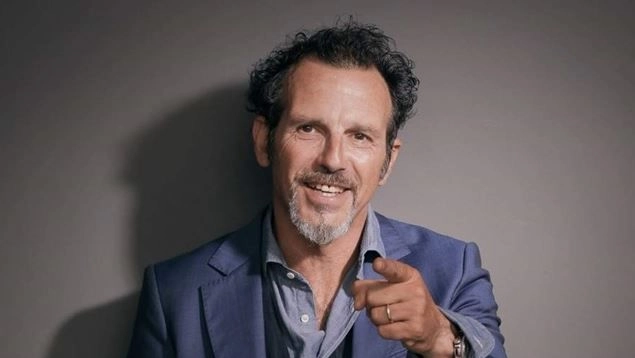 Germano Lanzoni è l’attore del Milanese Imbruttito È stato scelto come testimonial degli eventi collegati al Festival dell’Adolescenza che si tiene in 12 Comuni dell’hinterland Germano Lanzoni è l’attore del Milanese Imbruttito È stato scelto come testimonial degli eventi collegati al Festival dell’Adolescenza che si tiene in 12 Comuni dell’hinterland