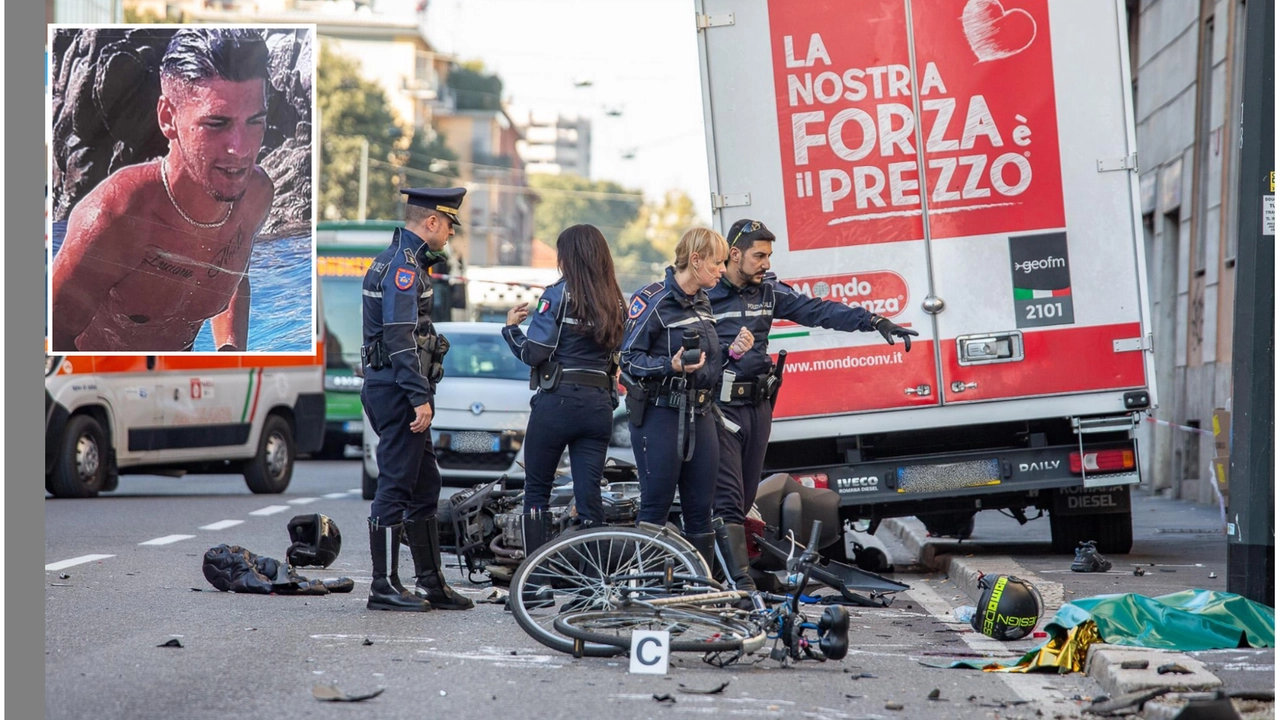 Gli agenti della polizia locale sul luogo dell’incidente in via Pellegrino Rossi Gli agenti della polizia locale sul luogo dell’incidente in via Pellegrino Rossi