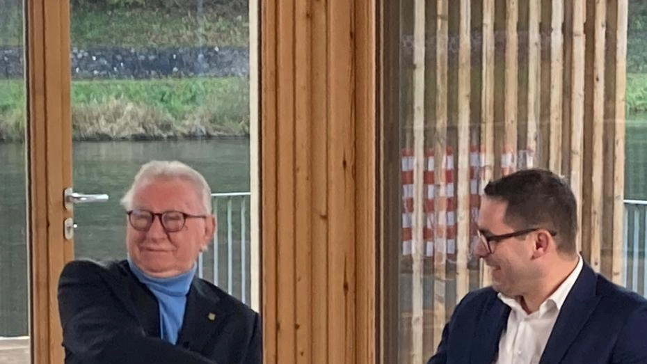 Dopo vent’anni Alessandro Folli (a sinistra) ha passato il testimone del Consorzio Et Villoresi al suo vice, Alessandro Rota Dopo vent’anni Alessandro Folli (a sinistra) ha passato il testimone del Consorzio Et Villoresi al suo vice, Alessandro Rota