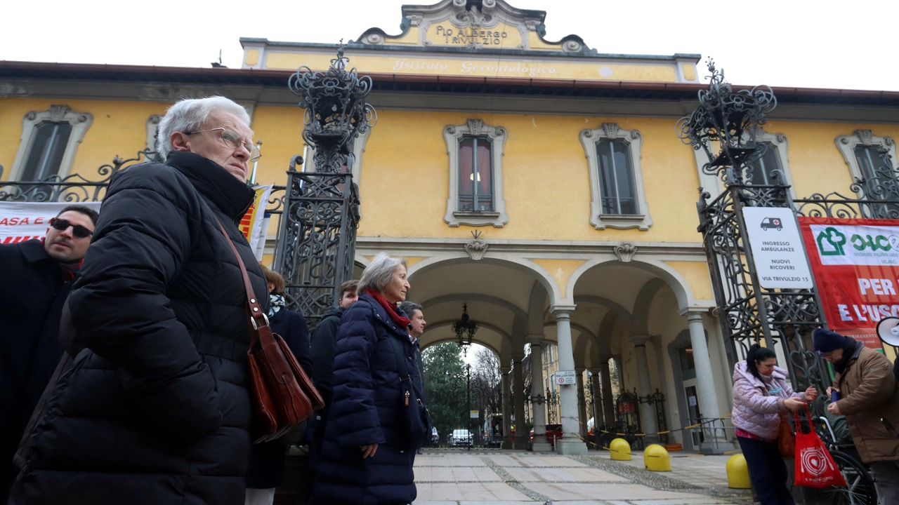 L’ingresso del Pio Albergo Trivulzio, la “Baggina“ dei milanesi L’ingresso del Pio Albergo Trivulzio, la “Baggina“ dei milanesi