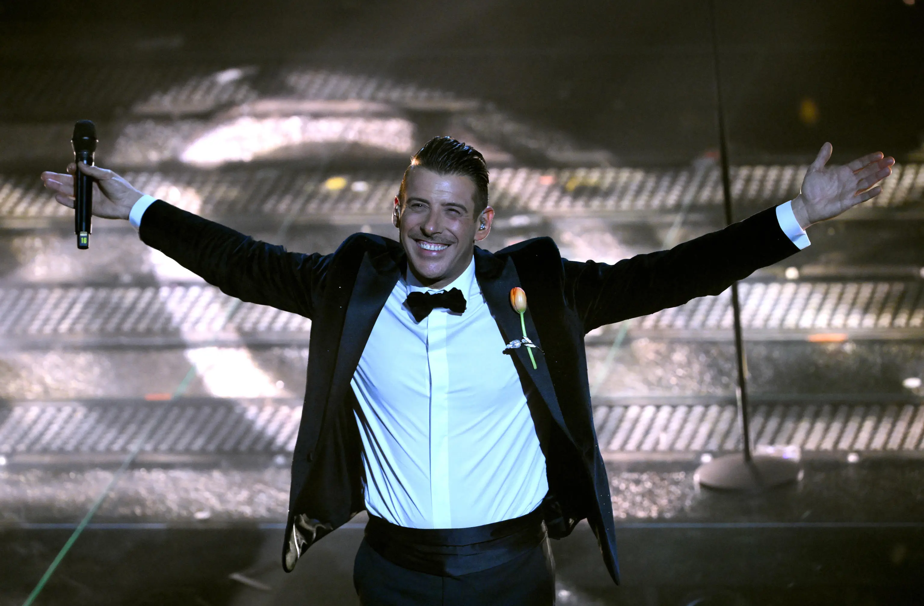 Gabbani giudice a X Factor, il cantante apuano scelto per sostituire Manuel Agnelli