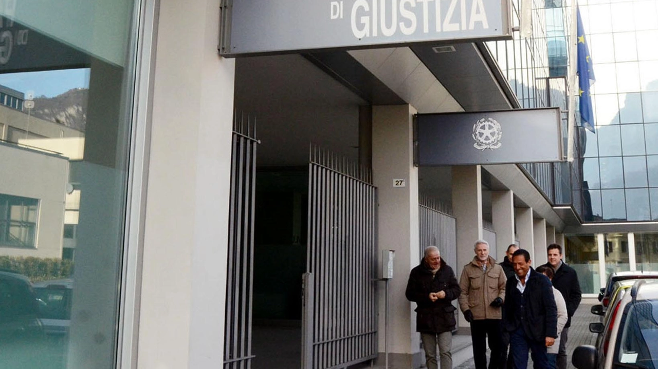 Luigi Pelazza, nota “iena“ è stato assolto dall’accusa di diffamazione per un post sulla sua bacheca di Facebook risalente al... Luigi Pelazza, nota “iena“ è stato assolto dall’accusa di diffamazione per un post sulla sua bacheca di Facebook risalente al...