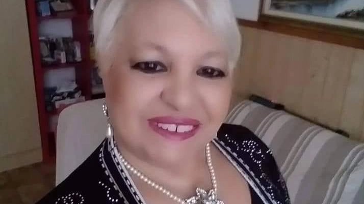 Una donna di 69 anni residente a Vigevano è deceduta dopo un intervento di bendaggio gastrico. I figli hanno chiesto un'autopsia per accertare eventuali responsabilità dei medici. Una donna di 69 anni residente a Vigevano è deceduta dopo un intervento di bendaggio gastrico. I figli hanno chiesto un'autopsia per accertare eventuali responsabilità dei medici.