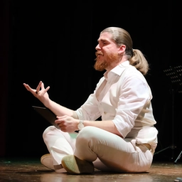 Al Tittoni filosofia e musica. Sul palco arriva Rick DuFer