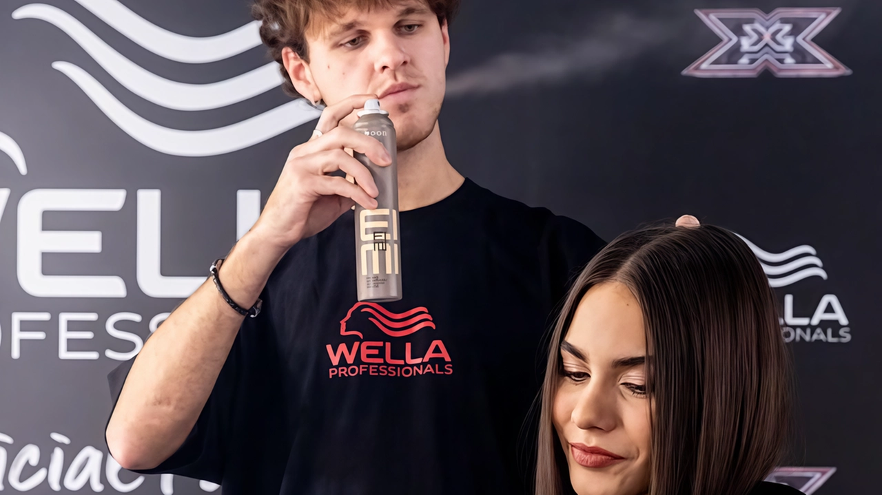 Giovanni Giacomelli, talentuoso hair stylist di Sondrio, brilla a X Factor e sogna nuove esperienze nel mondo del talento. Giovanni Giacomelli, talentuoso hair stylist di Sondrio, brilla a X Factor e sogna nuove esperienze nel mondo del talento.