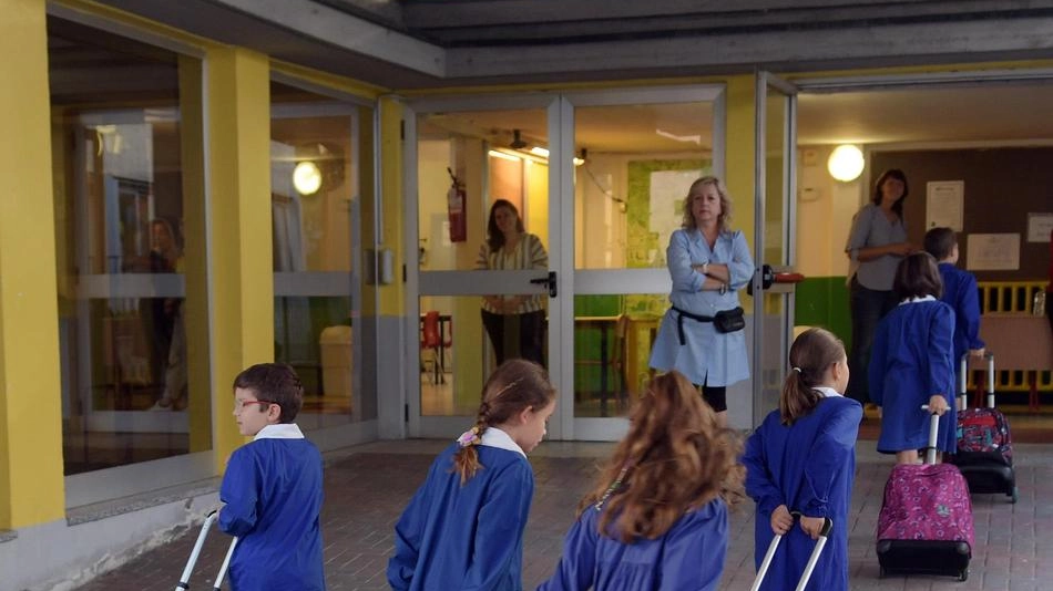 Aumenta la richiesta di sostegno e di educatori nelle scuole: nel piano del diritto allo studio del Comune di Milano... Aumenta la richiesta di sostegno e di educatori nelle scuole: nel piano del diritto allo studio del Comune di Milano...