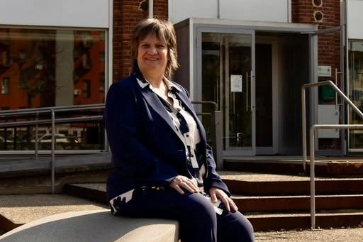 Cristina Borroni, sindaco reggente a Castellanza, può già festeggiare: è avanti in tutte le sezioni