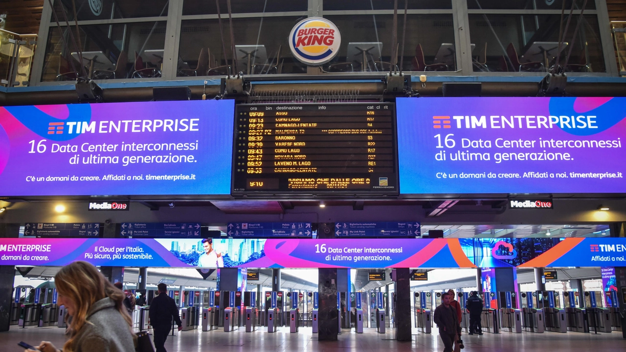Possibili disagi per i pendolari delle linee Trenord che transitano, anche, dalla stazione Cadorna Possibili disagi per i pendolari delle linee Trenord che transitano, anche, dalla stazione Cadorna