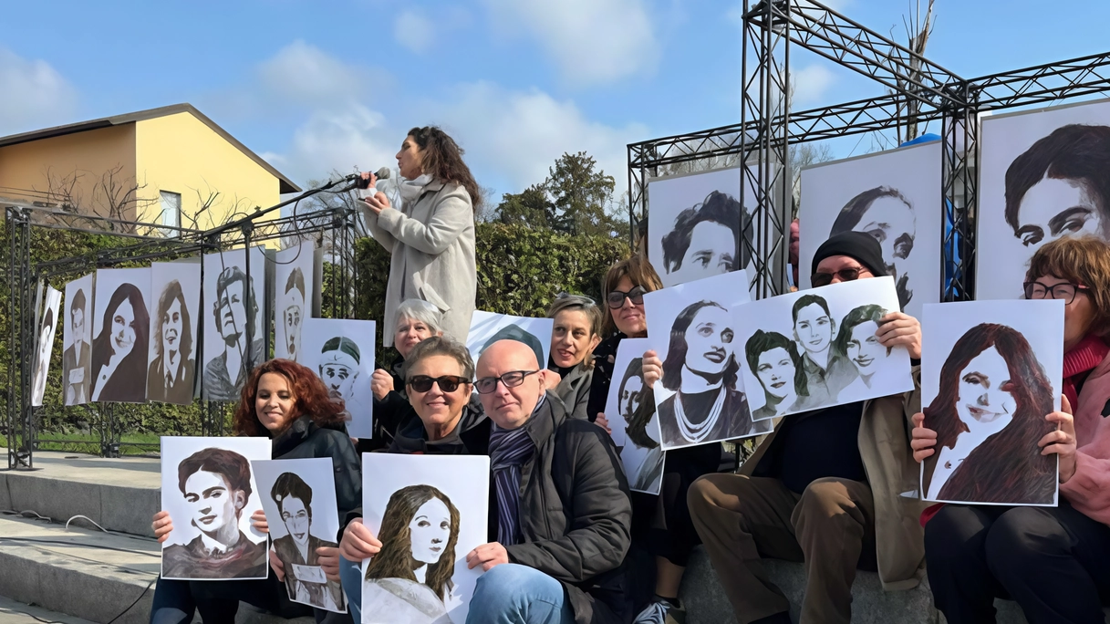 La giunta di Cernusco approva la toponomastica paritaria dedicando luoghi a 30 donne illustri, combattendo femminicidi e cultura patriarcale. Un passo verso la parità e la memoria storica. La giunta di Cernusco approva la toponomastica paritaria dedicando luoghi a 30 donne illustri, combattendo femminicidi e cultura patriarcale. Un passo verso la parità e la memoria storica.