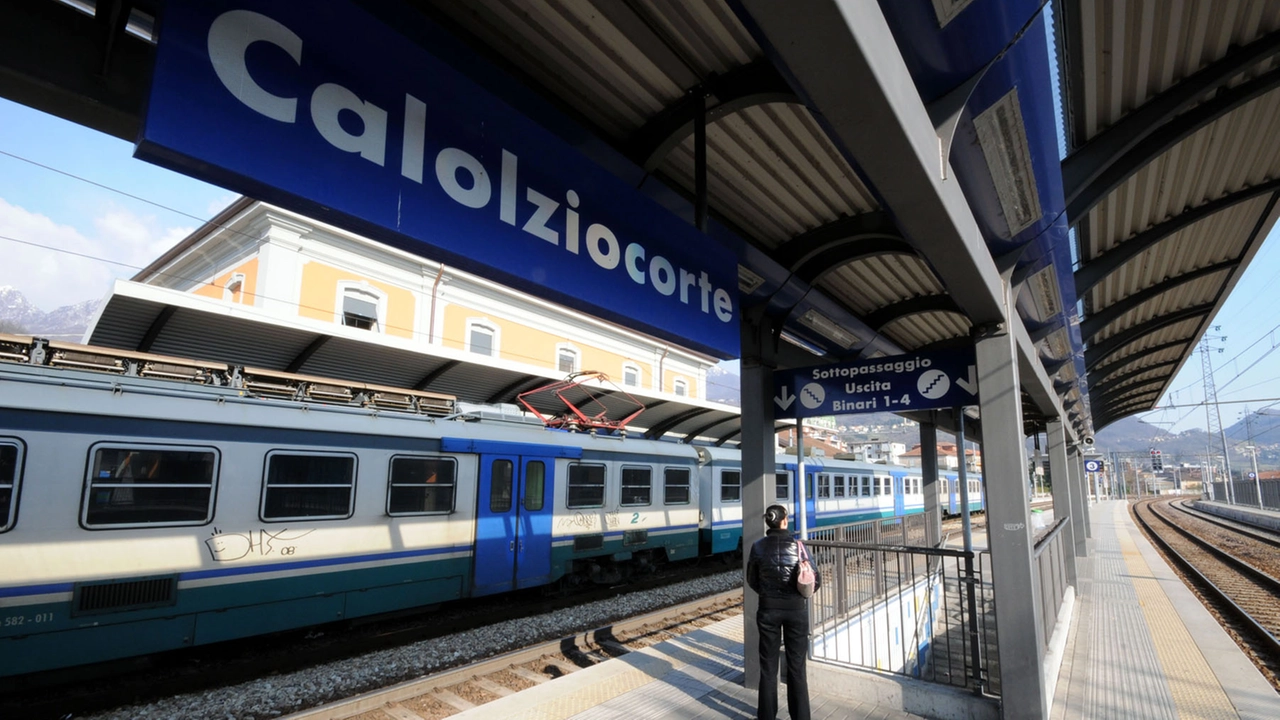 La stazione ferroviaria di Calolziocorte La stazione ferroviaria di Calolziocorte