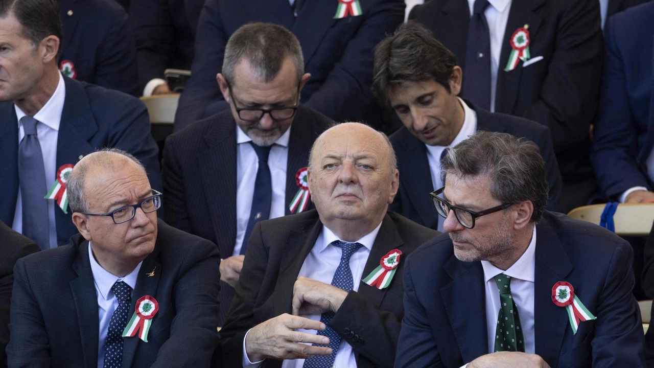 Aumento prezzi petrolio e gas: governo pronto a intervenire in caso di escalation