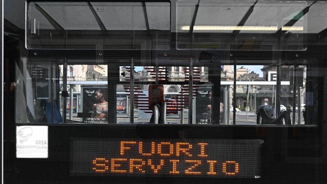 Sciopero dei trasporti, martedì 15 luglio tocca ad Autoguidovie: orari e fasce di garanzia Sciopero dei trasporti, martedì 15 luglio tocca ad Autoguidovie: orari e fasce di garanzia