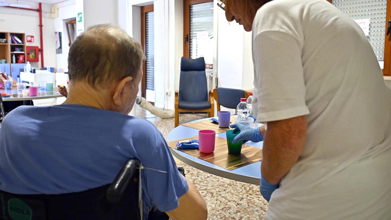 Gli assistenti sociali della provincia di Sondrio sciopereranno nella giornata di domani per chiedere un aumento dei salari Gli assistenti sociali della provincia di Sondrio sciopereranno nella giornata di domani per chiedere un aumento dei salari