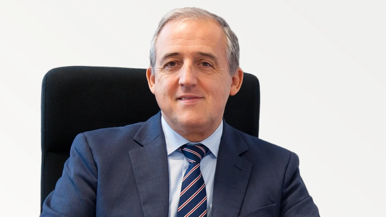 "Una rivisitazione della macchina manifatturiera per affrontare una competizione diventata sempre più feroce". Così Lucio Colombo (nella foto), amministratore delegato...
