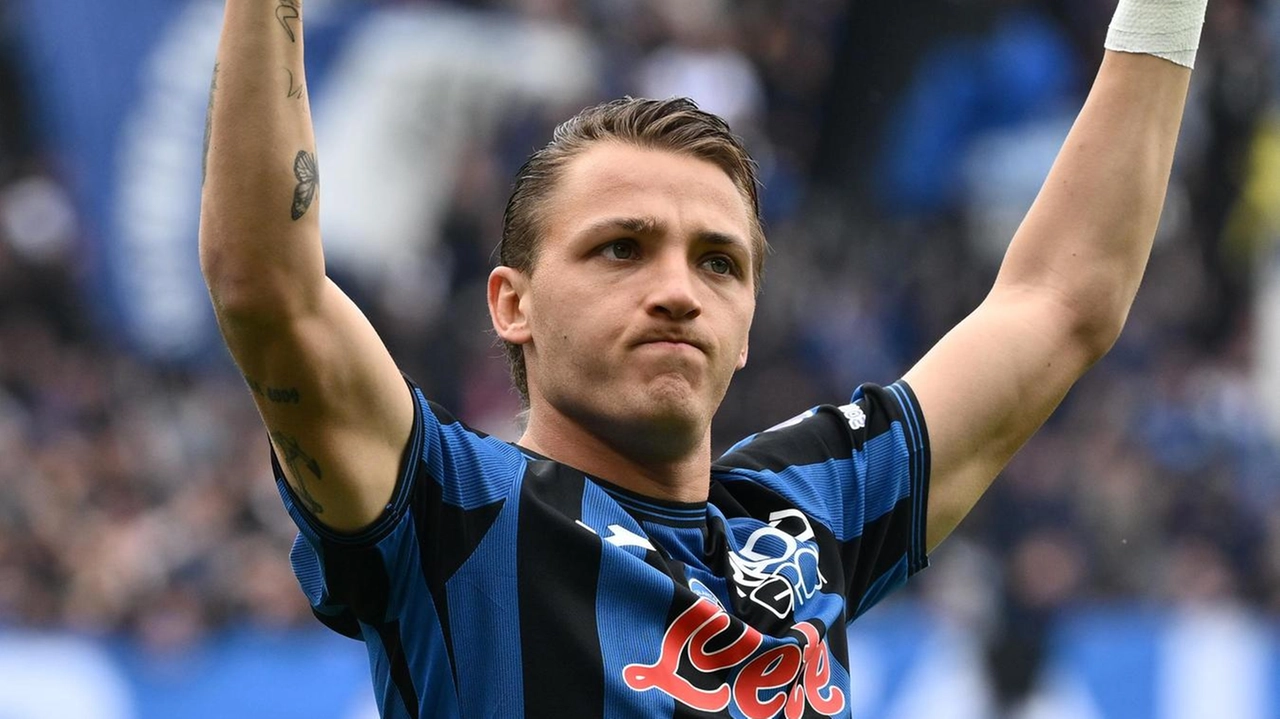 Mateo Retegui, capocannoniere della Serie A, è conteso dai top club europei. La Juventus e la Premier League lo vogliono.
