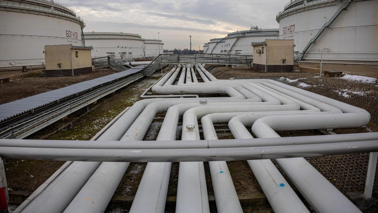 'Danni ingenti' al pipeline verso Ungheria e Slovacchia 'Danni ingenti' al pipeline verso Ungheria e Slovacchia