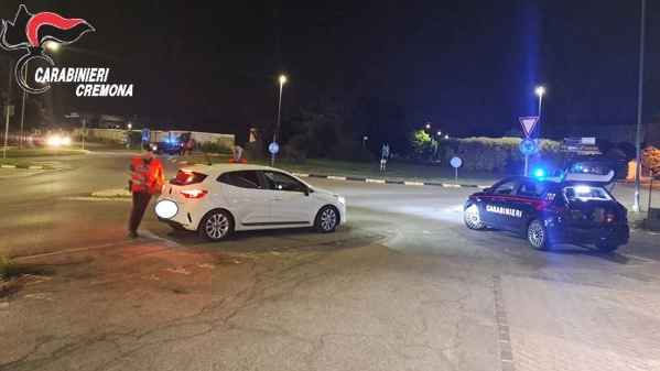 I carabinieri impegnati in un controllo notturno