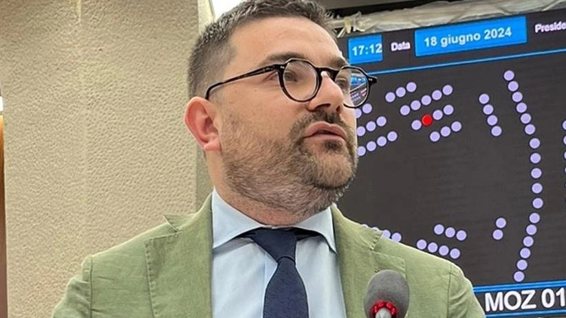 Matteo Forte di FdI è stato il relatore del provvedimento per introdurre i mini-vitalizi Matteo Forte di FdI è stato il relatore del provvedimento per introdurre i mini-vitalizi