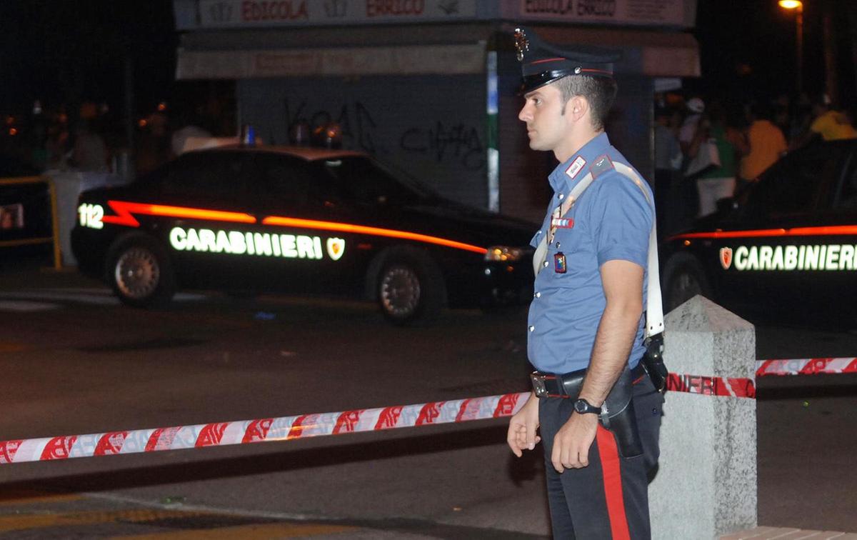 Presa a forbiciate di notte al parco. Sfregiata al volto e ferita al braccio. In fuga la donna che l’ha colpita Presa a forbiciate di notte al parco. Sfregiata al volto e ferita al braccio. In fuga la donna che l’ha colpita