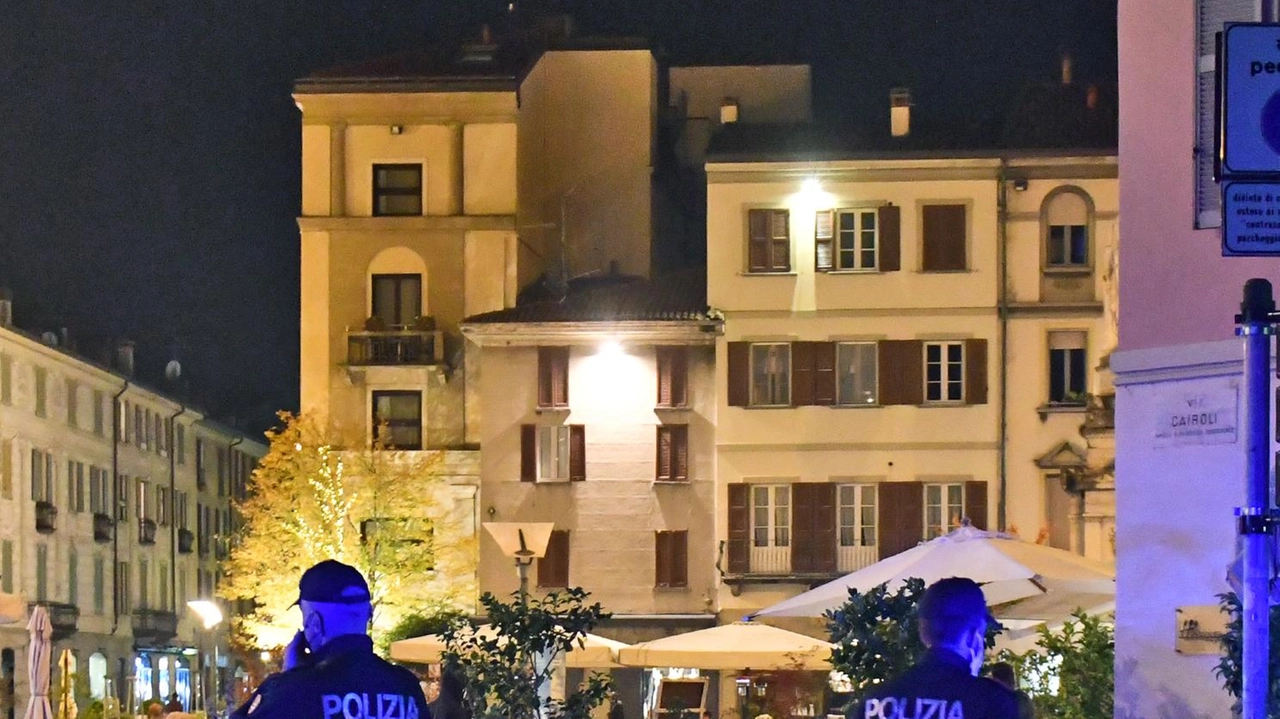 Uomini della Polizia in servizio in centro il luogo preferito dai ladri per derubare i turisti Uomini della Polizia in servizio in centro il luogo preferito dai ladri per derubare i turisti