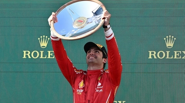 Le pagelle del Gp Australia: Sainz clamoroso, la Ferrari fa sognare. I voti di Leo Turrini