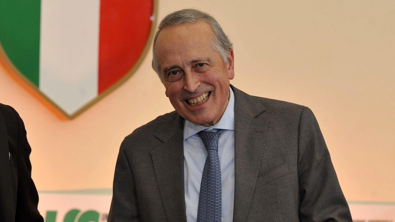 Giancarlo Abete, da poche settimane rieletto presidente della Lega Nazionale Dilettanti ed ora anche “commissario“ del Comitato Lombardo della Figc