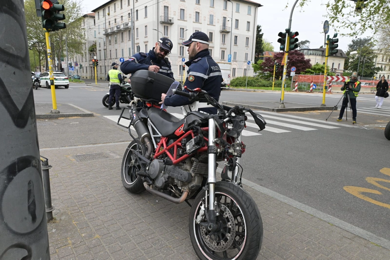 La moto coinvolta nell'incidente mortale in viale Toscana