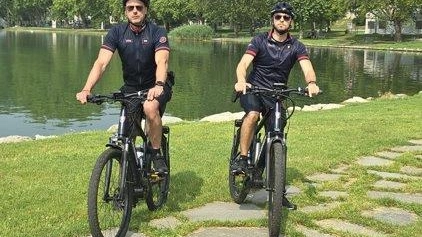 Partito il servizio di vigilanza, in modalità ecologica per i Carabinieri Forestali forniti di E-bike. Saranno controllate le piste ciclabili e anche le aree verdi Partito il servizio di vigilanza, in modalità ecologica per i Carabinieri Forestali forniti di E-bike. Saranno controllate le piste ciclabili e anche le aree verdi
