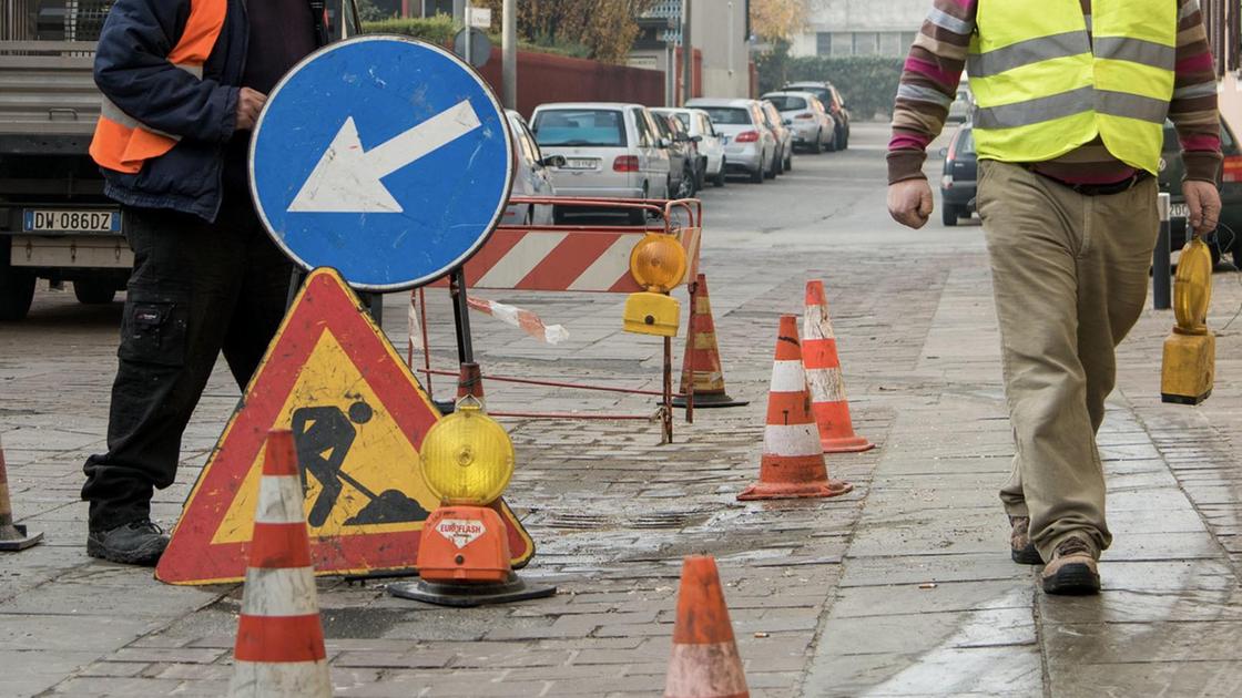 Scuole e strade oltre 2 milioni per gli interventi