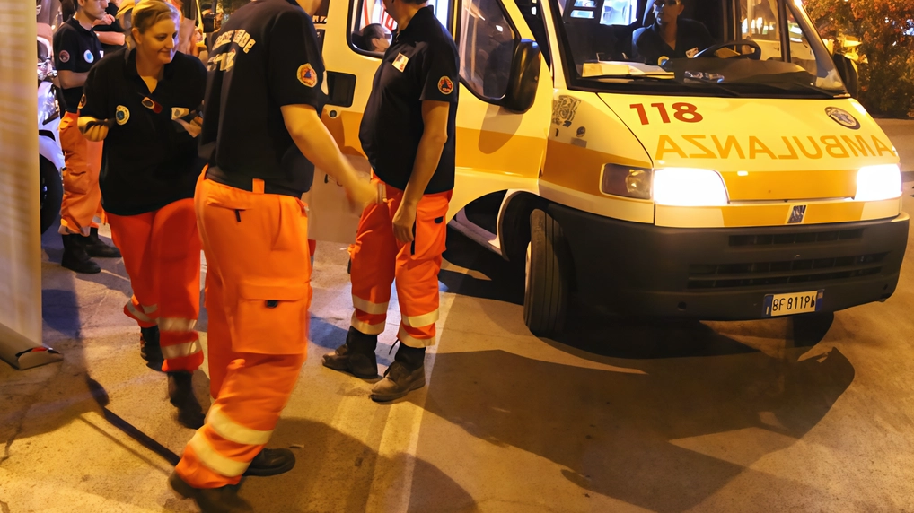 I sanitari hanno soccorso la trentanovenne del Marocco sulla Sp 62 I sanitari hanno soccorso la trentanovenne del Marocco sulla Sp 62